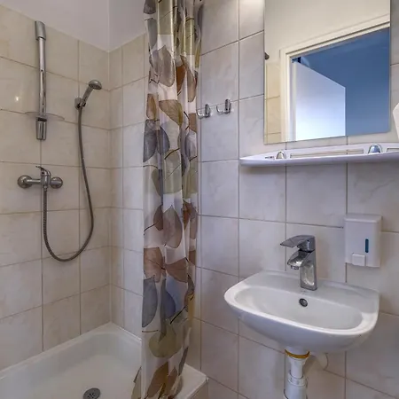 Goscinne Zeglarz Gdynia