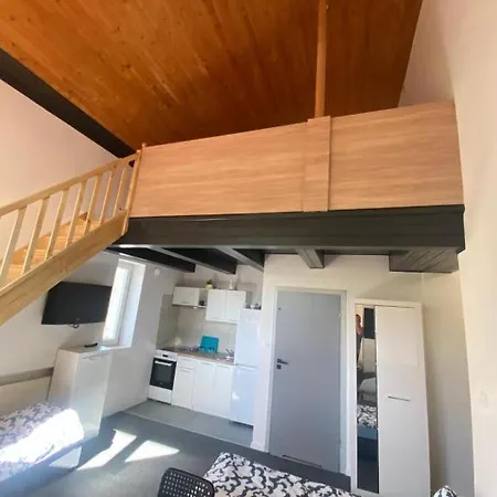 Bed & Breakfast Goscinne Zeglarz Gdynia