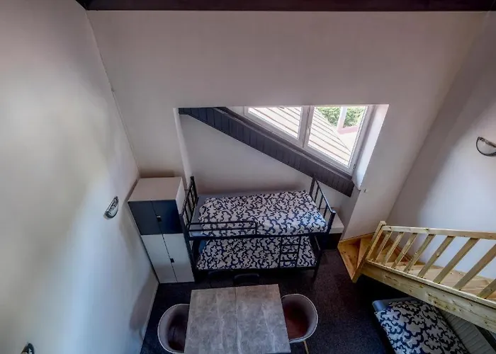 Goscinne Zeglarz Bed & Breakfast *